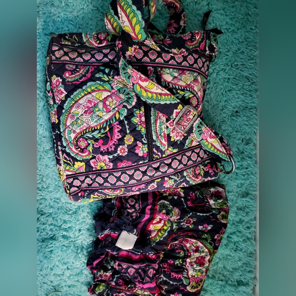 VERA BRADLEY PETAL PAISLEY Hipster Crossbody + Scarf/Shawl Fringe - Picture 5 of 12